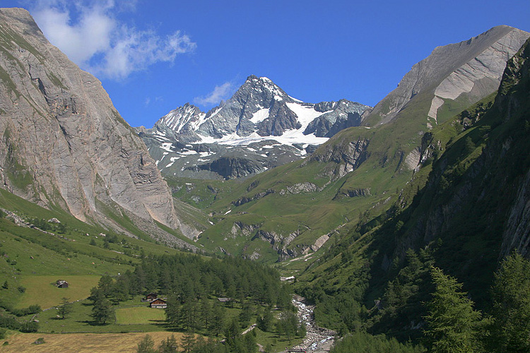 Großglockner über dem Ködnitztal